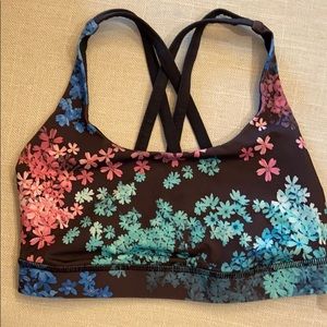 Lululemon energy bra size 6